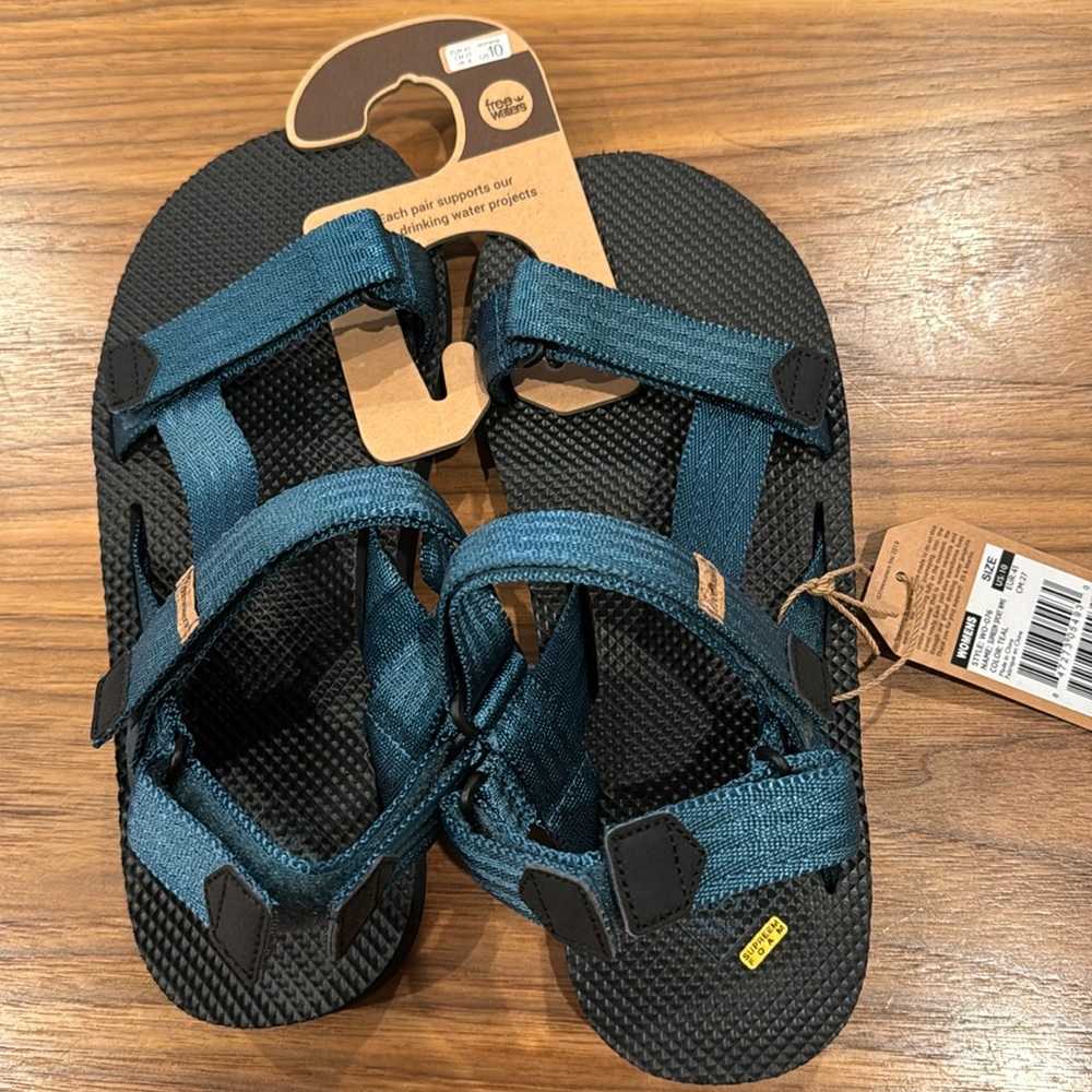 Free Waters Supreem Sports Sandals - Picture 4 of 9
